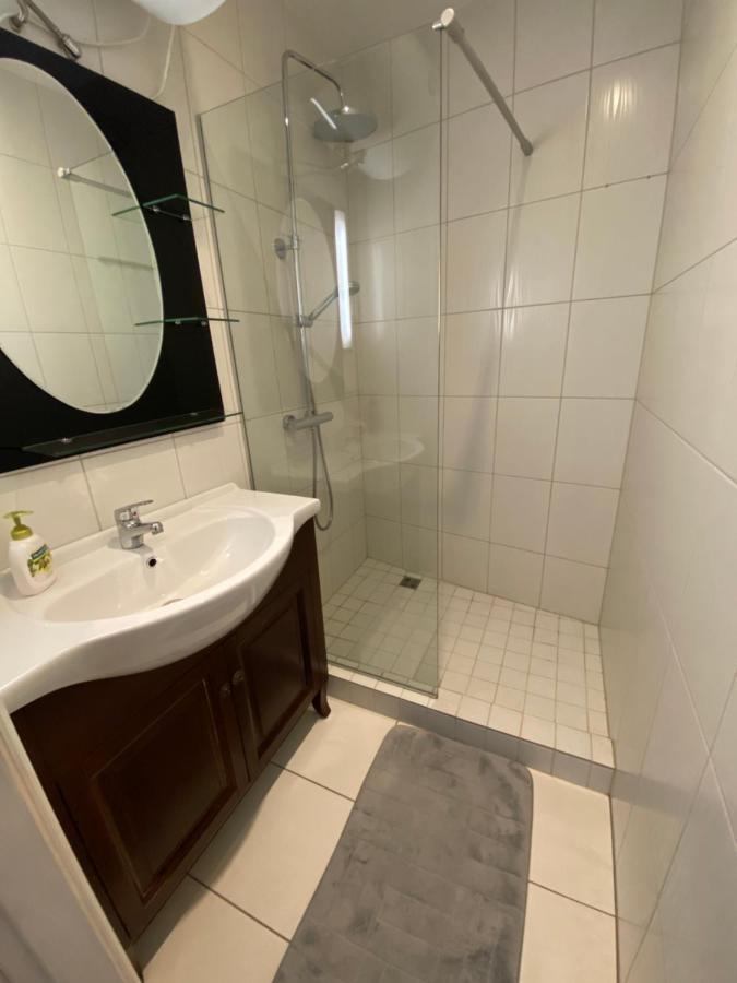 Posti Guest Apartment Hapsal Exteriör bild